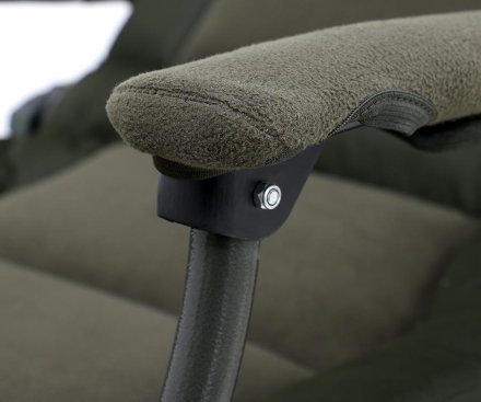 Коропове крісло Carp Pro Diamond c флісовій подушкою