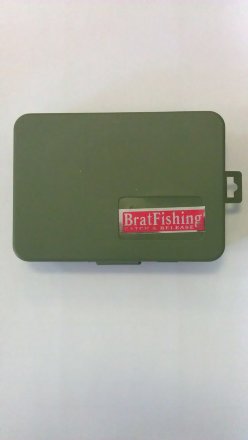 Коробка Bratfishing для нахлыстовых мушек и мормышек