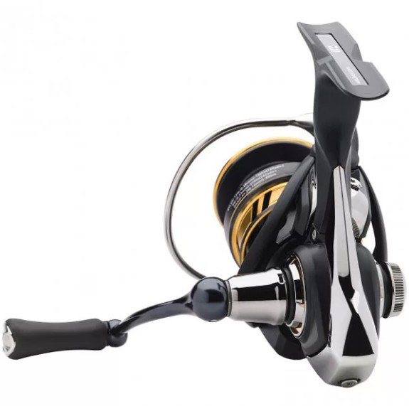 Катушка Daiwa 17 Legalis LT 4000-C
