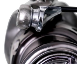 Котушка спінінга Flagman Helios 2000S